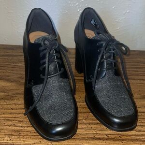 Clarks Womens 7 Chunky Black Leather Plaid Inset Kensett Oxford Pump High Heels